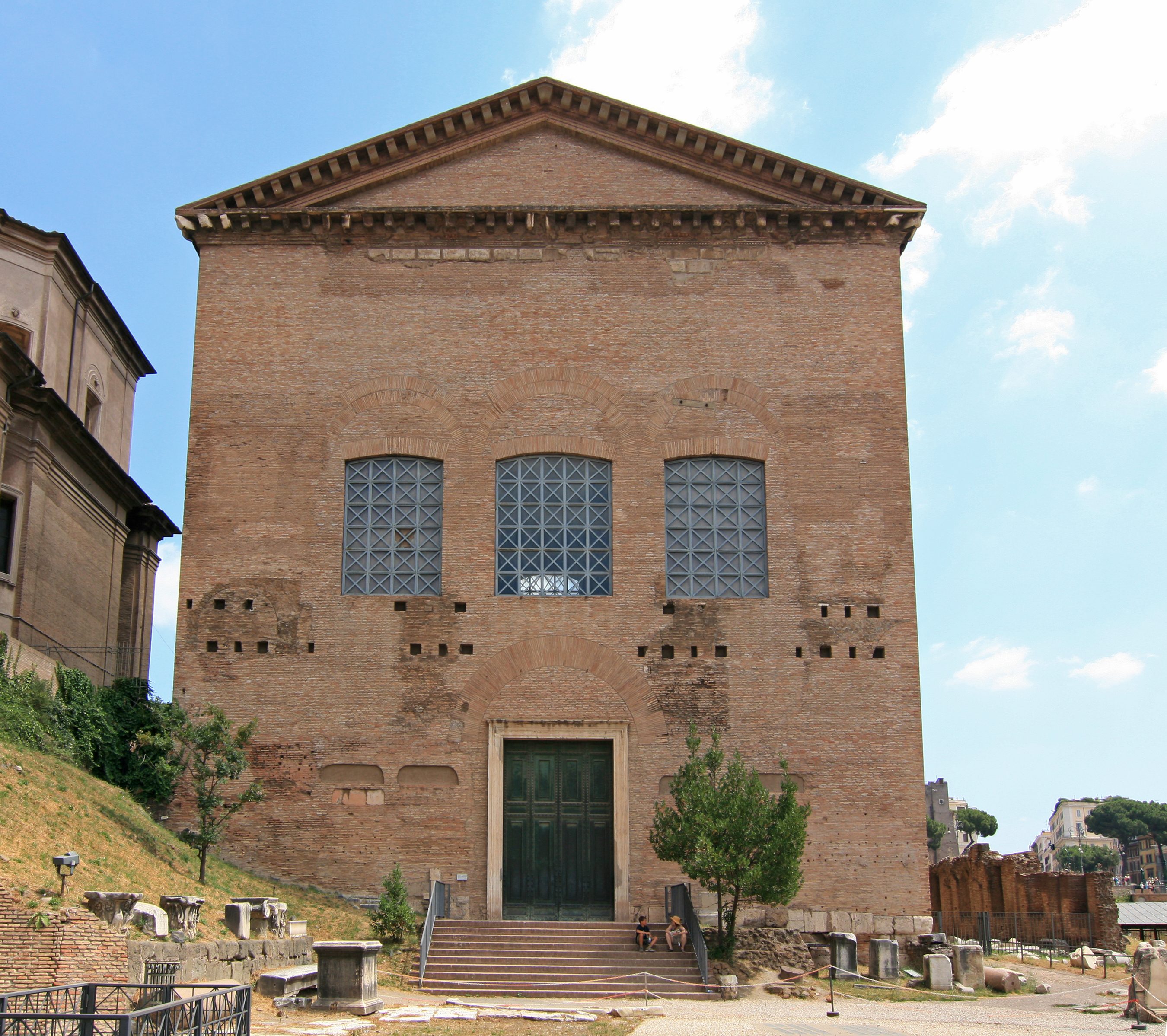 Curia Iulia